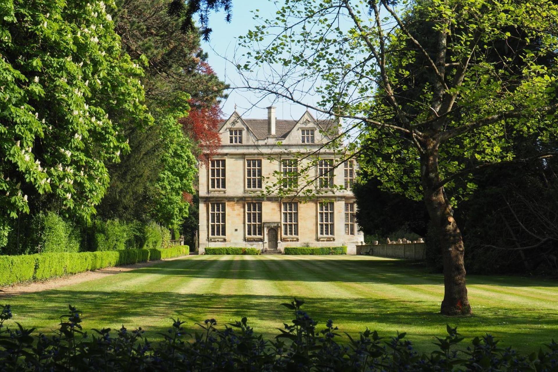 The Hall - Historic Grade I-Listed Jacobean Mansion Bradford-On-Avon Eksteriør billede