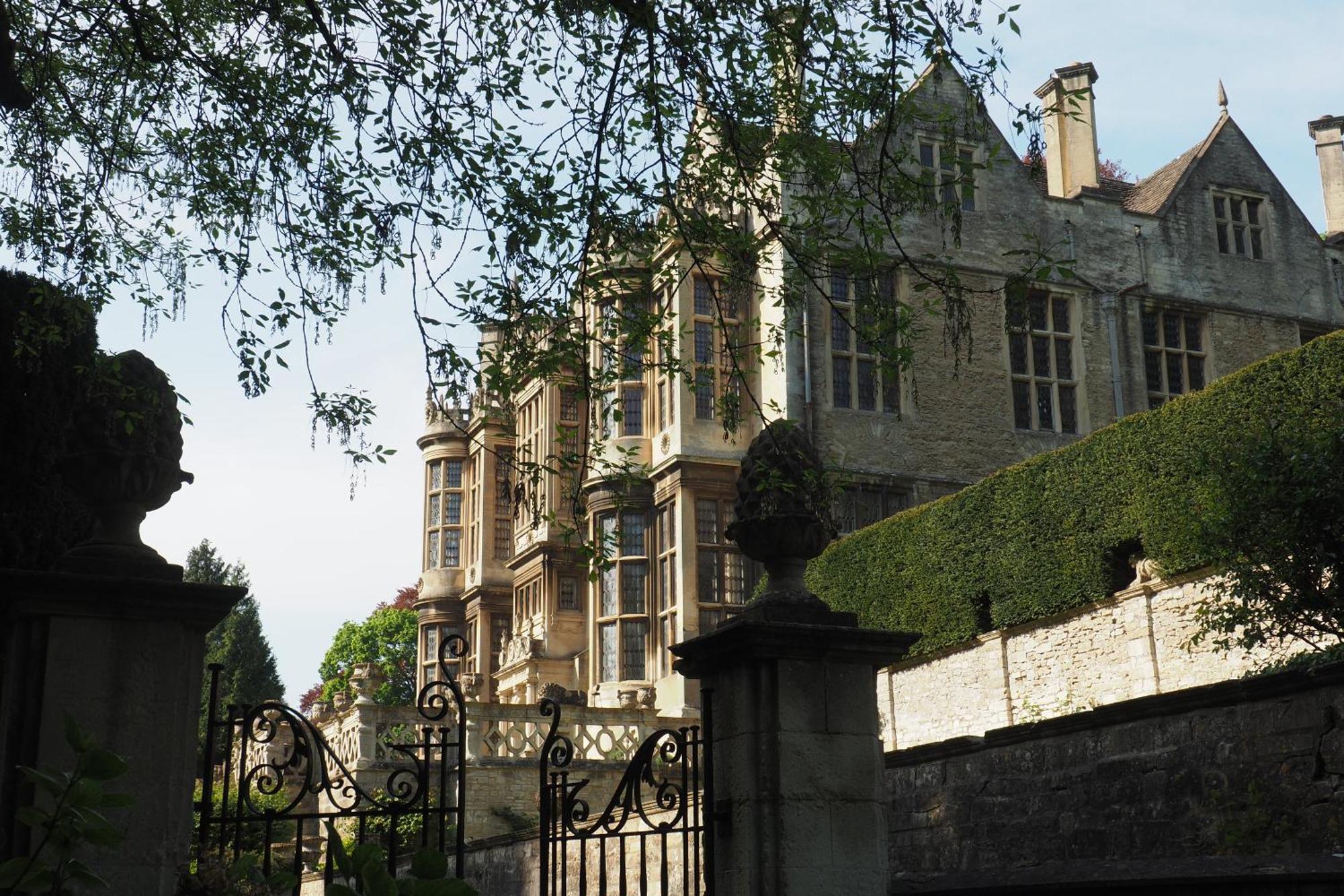The Hall - Historic Grade I-Listed Jacobean Mansion Bradford-On-Avon Eksteriør billede