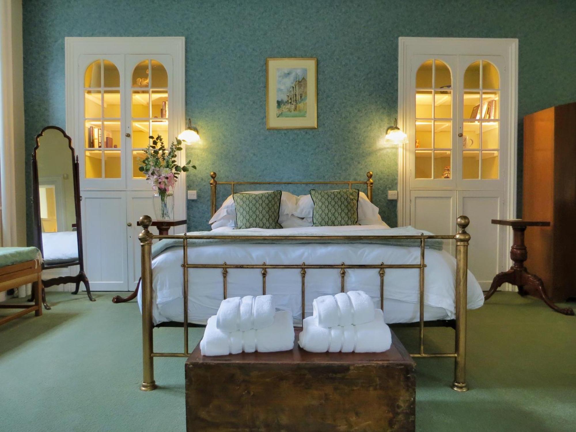 The Hall - Historic Grade I-Listed Jacobean Mansion Bradford-On-Avon Eksteriør billede