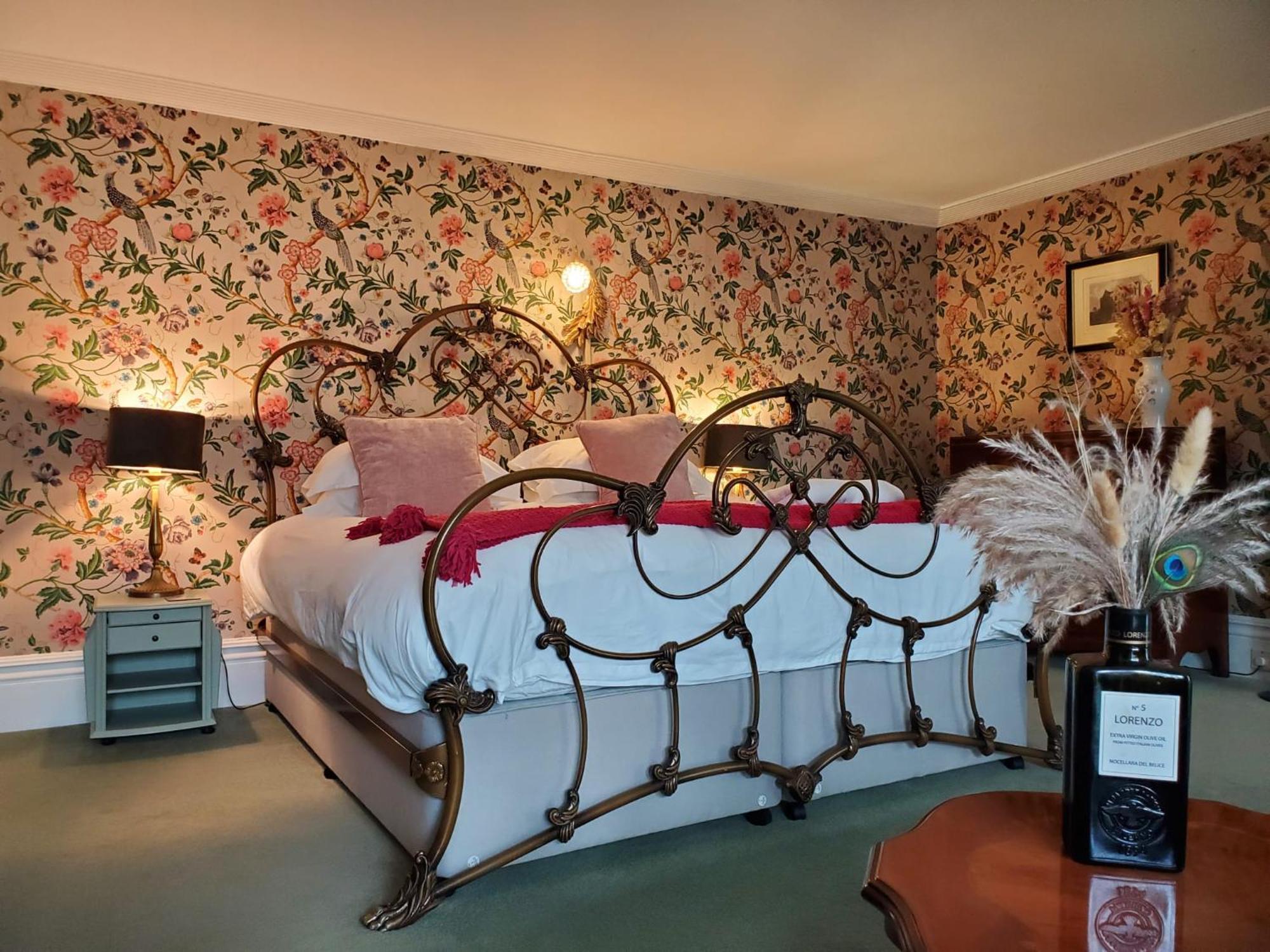 The Hall - Historic Grade I-Listed Jacobean Mansion Bradford-On-Avon Eksteriør billede